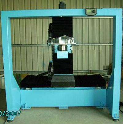  LASER CUTTING MACHINE