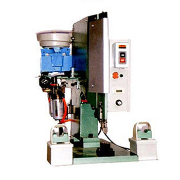 Riveting Machine (Automatic Feeder)