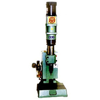 Pneumatic Riveting Machine