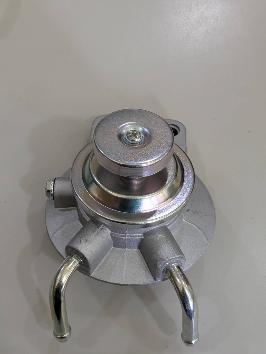 柴油燃油濾清器座總成 (OEM MB129677)-MB129677